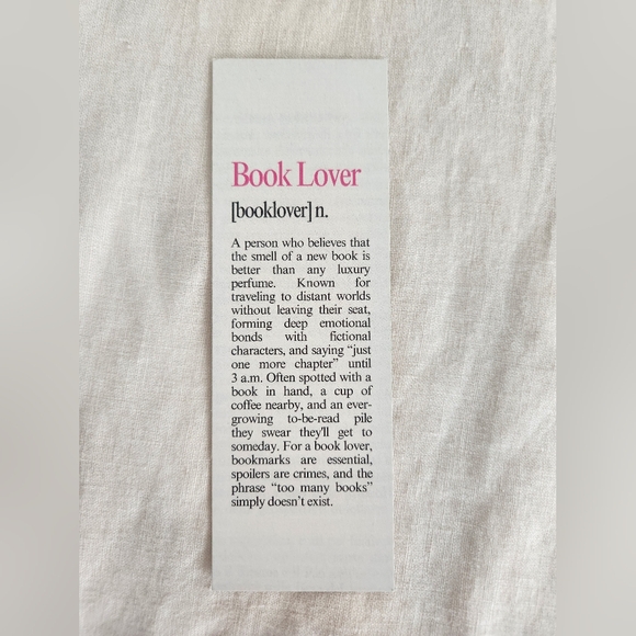 Case Society Co. - Chapter Checks Kindle Case - Picture 2 of 5